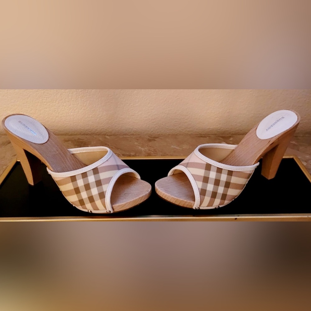 Burberry Sandals Size 39